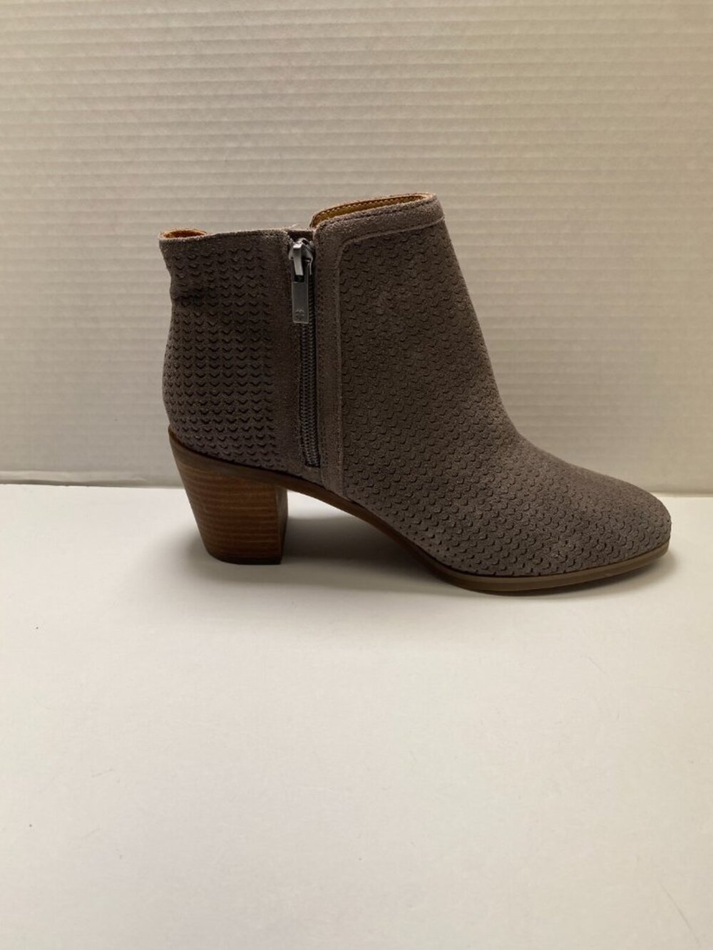Lucky Brand Women's Petre Suede Bootie Sz 8.5